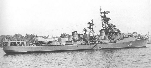 Корабли ВМФ СССР. Том 3. Противолодочные корабли. Часть 1. Противолодочные крейсера, большие противолодочные и сторожевые корабли - pic_89.jpg