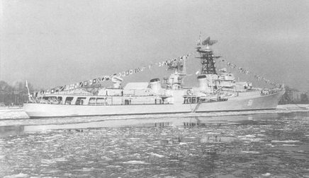 Корабли ВМФ СССР. Том 3. Противолодочные корабли. Часть 1. Противолодочные крейсера, большие противолодочные и сторожевые корабли - pic_91.jpg
