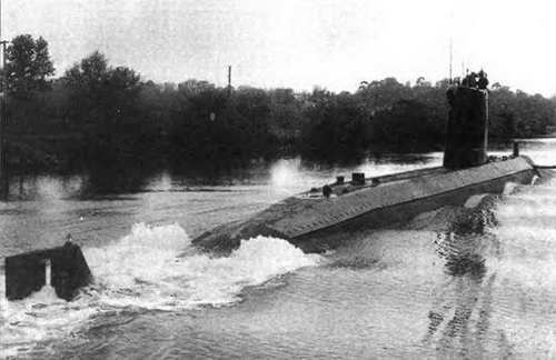 Боевые корабли мира на рубеже XX XXI веков. Часть I. Подводные лодки - _376.jpg