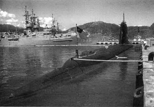 Боевые корабли мира на рубеже XX XXI веков. Часть I. Подводные лодки - _352.jpg