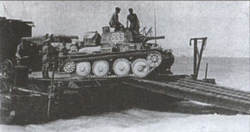 Июль 1942 года. Падение Севастополя - i_008.jpg