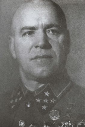 Июль 1942 года. Падение Севастополя - i_010.jpg