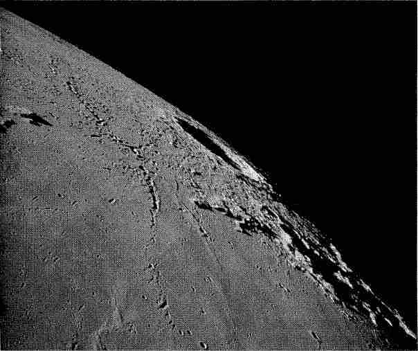 Путешествия к Луне - image78.jpg
