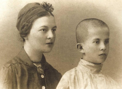 Собрание сочинений в пяти томах. Т.1 - i_025.jpg