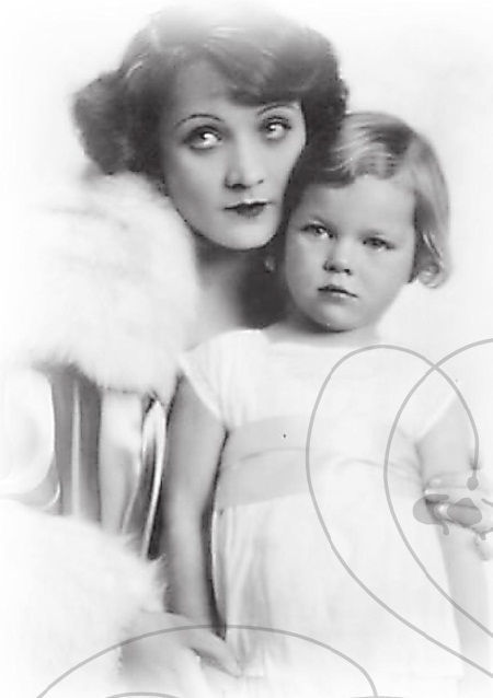 Марлен Дитрих - i_011.jpg