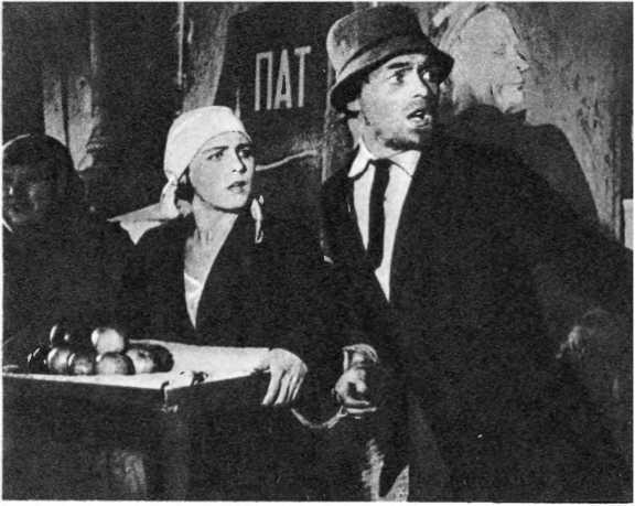 Всеобщая история кино. Том 4 (первый полутом). Послевоенные годы в странах Европы 1919-1929 - _58.jpg