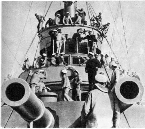 Всеобщая история кино. Том 4 (первый полутом). Послевоенные годы в странах Европы 1919-1929 - _61.jpg