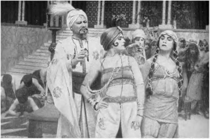 Всеобщая история кино. Том. Кино становится искусством 1914-1920 - _110.jpg