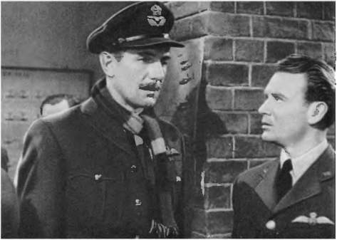 Всеобщая история кино. Том 6 (Кино в период войны 1939-1945) - i_022.jpg