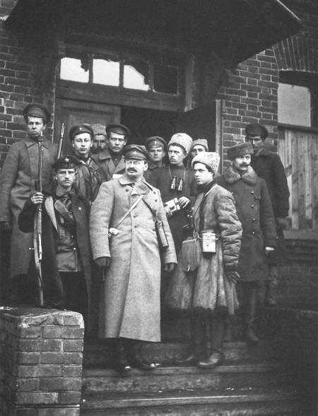 Мой дед Лев Троцкий и его семья - i_005.jpg