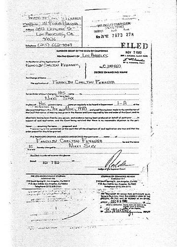 Грязь. Motley crue. Признание наиболее печально известной мировой рок-группы - img8F36.jpg