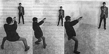 Шаг-маятник. Искусство уклонения от выстрелов, методы скоростной стрельбы и техника обезоруживания - _309.jpg_0