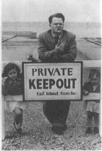 Нелегалы 1.  Операция «Enormous» - i_051.jpg