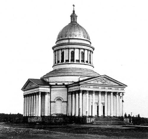 10 мифов о России - Troiczkiy.jpg