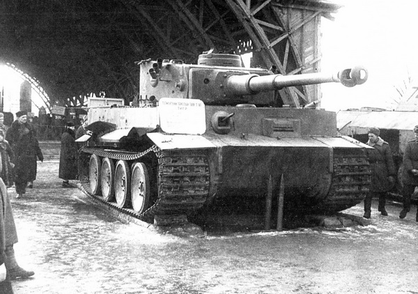Тяжёлый танк «Тигр» - i_002.jpg