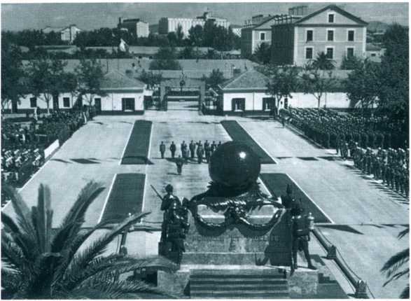 Повседневная жизнь Французского Иностранного легиона: «Ко мне, Легион!» - i_063.jpg