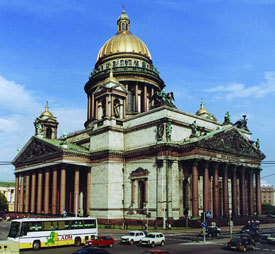 Санкт-Петербург: Иллюстрированный путеводитель + подробная карта города - i_004.jpg