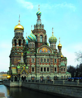 Санкт-Петербург: Иллюстрированный путеводитель + подробная карта города - i_021.jpg