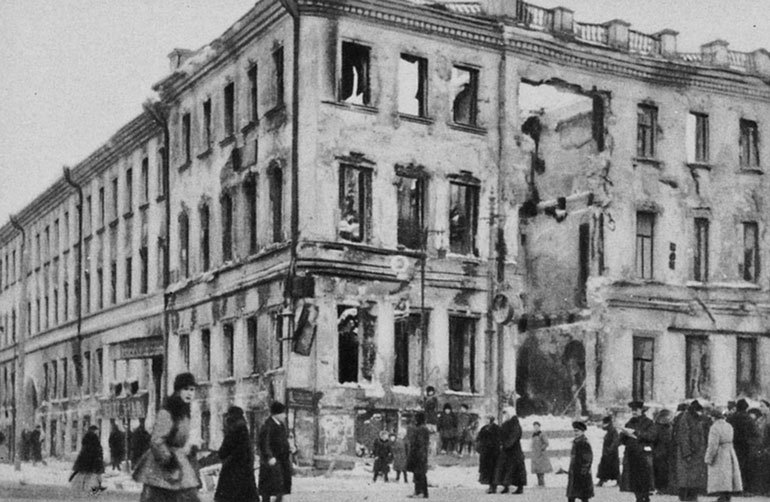  Но люблю мою курву-Москву . Осип Мандельштам: поэт и город - i_016.jpg