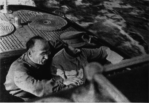 Рабы свободы: Документальные повести - i_047.png