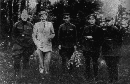 Рабы свободы: Документальные повести - i_080.png