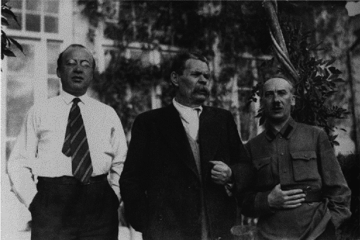 Рабы свободы: Документальные повести - i_081.png