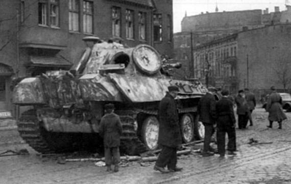 Берлин 45-го. Сражения в логове зверя - _003_pzv_panther_poznan.jpg