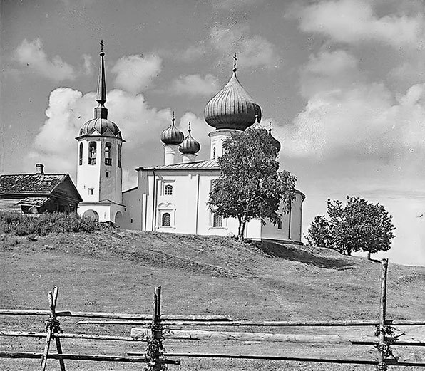 Четыре столицы Древней Руси. Старая Ладога, Новгород, Киев, Владимир. Легенды и памятники - i_023.jpg