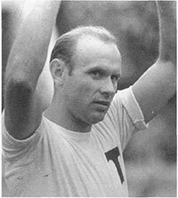 Эдуард Стрельцов. Памятник человеку без локтей - pic_34.jpg