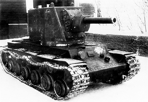 Тяжёлый танк КВ-2 - i_004.jpg