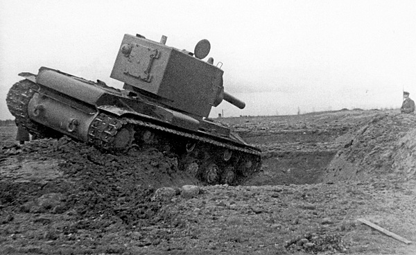 Тяжёлый танк КВ-2 - i_049.jpg
