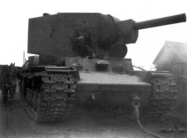 Тяжёлый танк КВ-2 - i_114.jpg