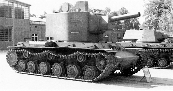 Тяжёлый танк КВ-2 - i_116.jpg