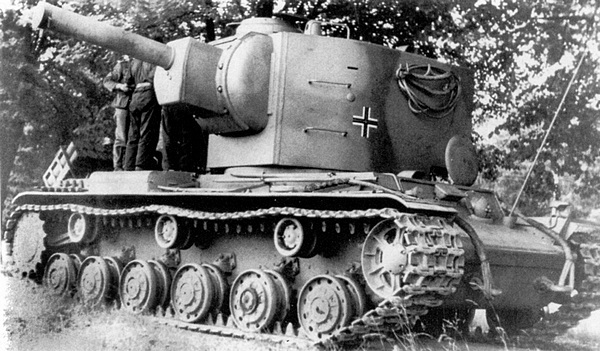 Тяжёлый танк КВ-2 - i_119.jpg