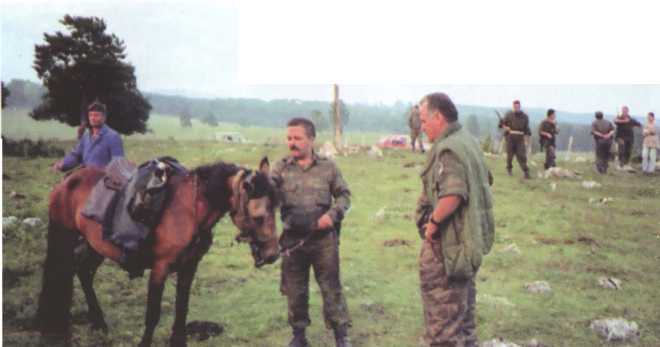 Сербский генерал Младич. Судьба защитника Отечества - i_031.jpg