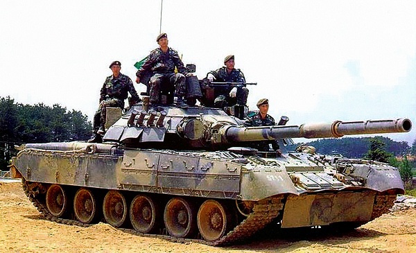 Танк Т-80 - i_061.jpg