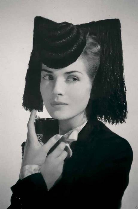 Тайны парижских манекенщиц (сборник) - i_042.jpg