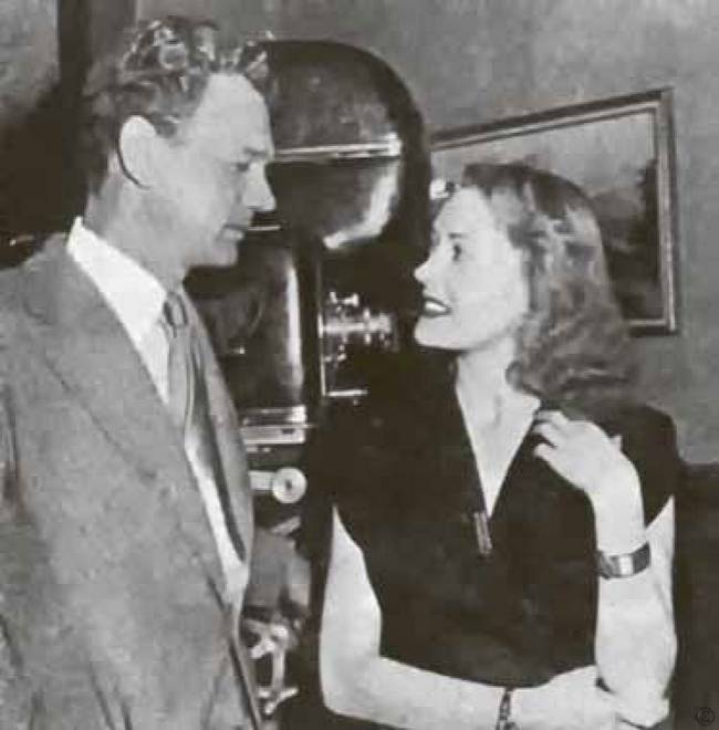 Тайны парижских манекенщиц (сборник) - i_046.jpg