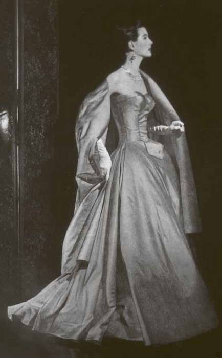 Тайны парижских манекенщиц (сборник) - i_087.jpg