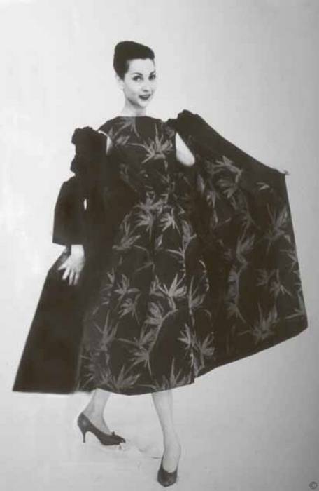 Тайны парижских манекенщиц (сборник) - i_092.jpg