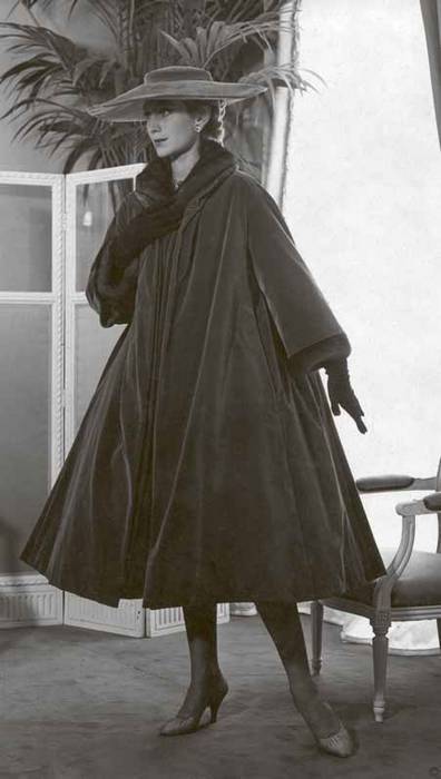 Тайны парижских манекенщиц (сборник) - i_125.jpg