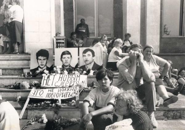 Семена распада: войны и конфликты на территории бывшего СССР - _7.jpg