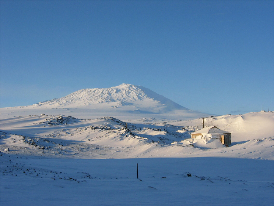 Белый континент (с илл.) (СИ) - i_006.jpg