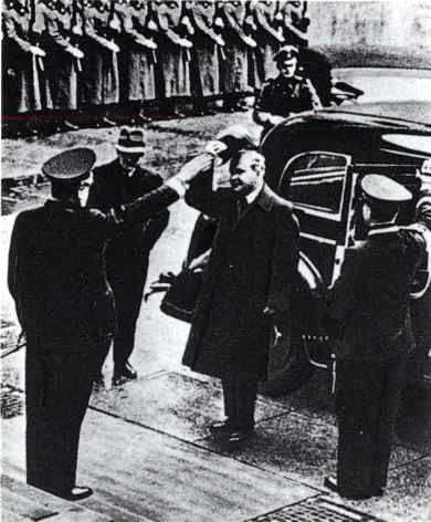 Миф «Ледокола»: Накануне войны - i_012.jpg