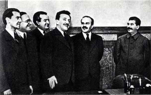 Миф «Ледокола»: Накануне войны - i_016.jpg