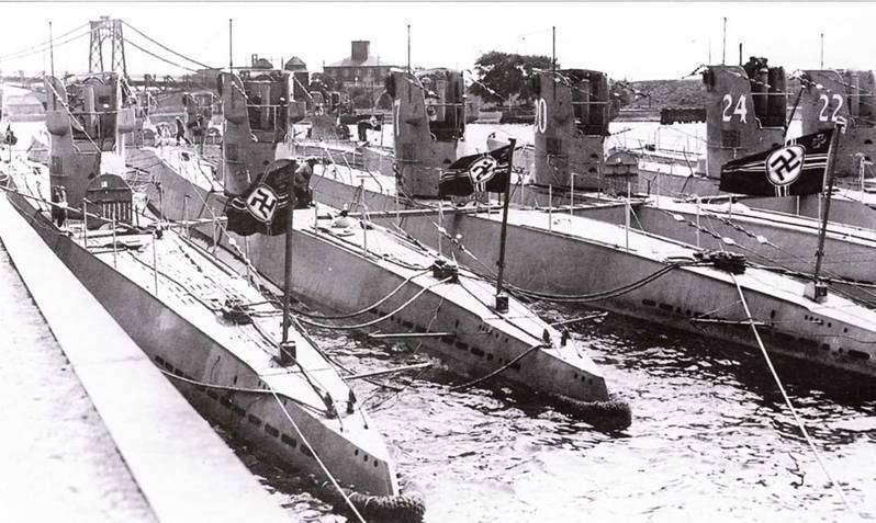 Германские субмарины Тип II крупным планом - pic_43.jpg