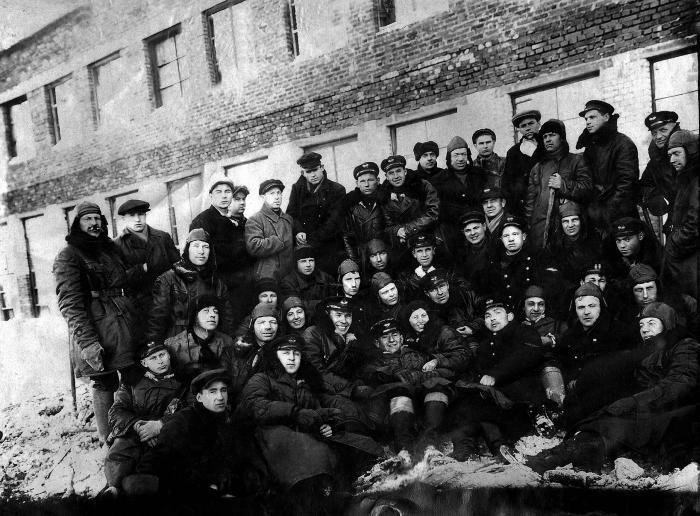 «Дирежаблестрой» на Долгопрудной: 1934-й, один год из жизни - _55dirizhablestroevcyoppman.jpg