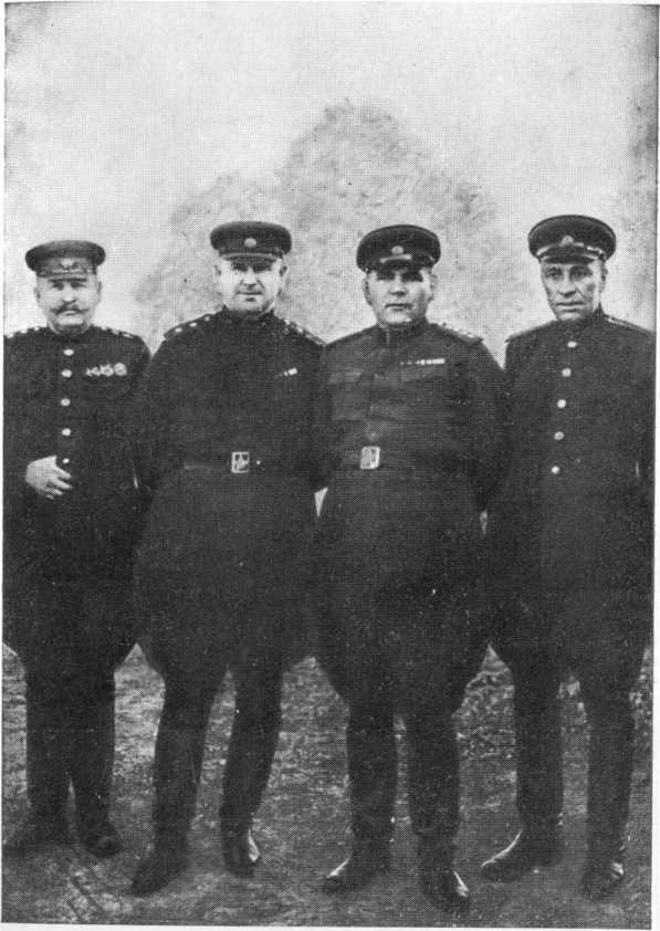 Маршал Малиновский - image12.jpg