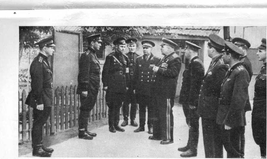 Маршал Малиновский - image18.jpg