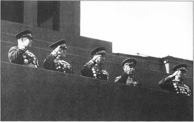 Маршалы Советского Союза. Личные дела рассказывают - image52.jpg